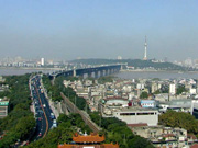 C&ocirc;n Minh
